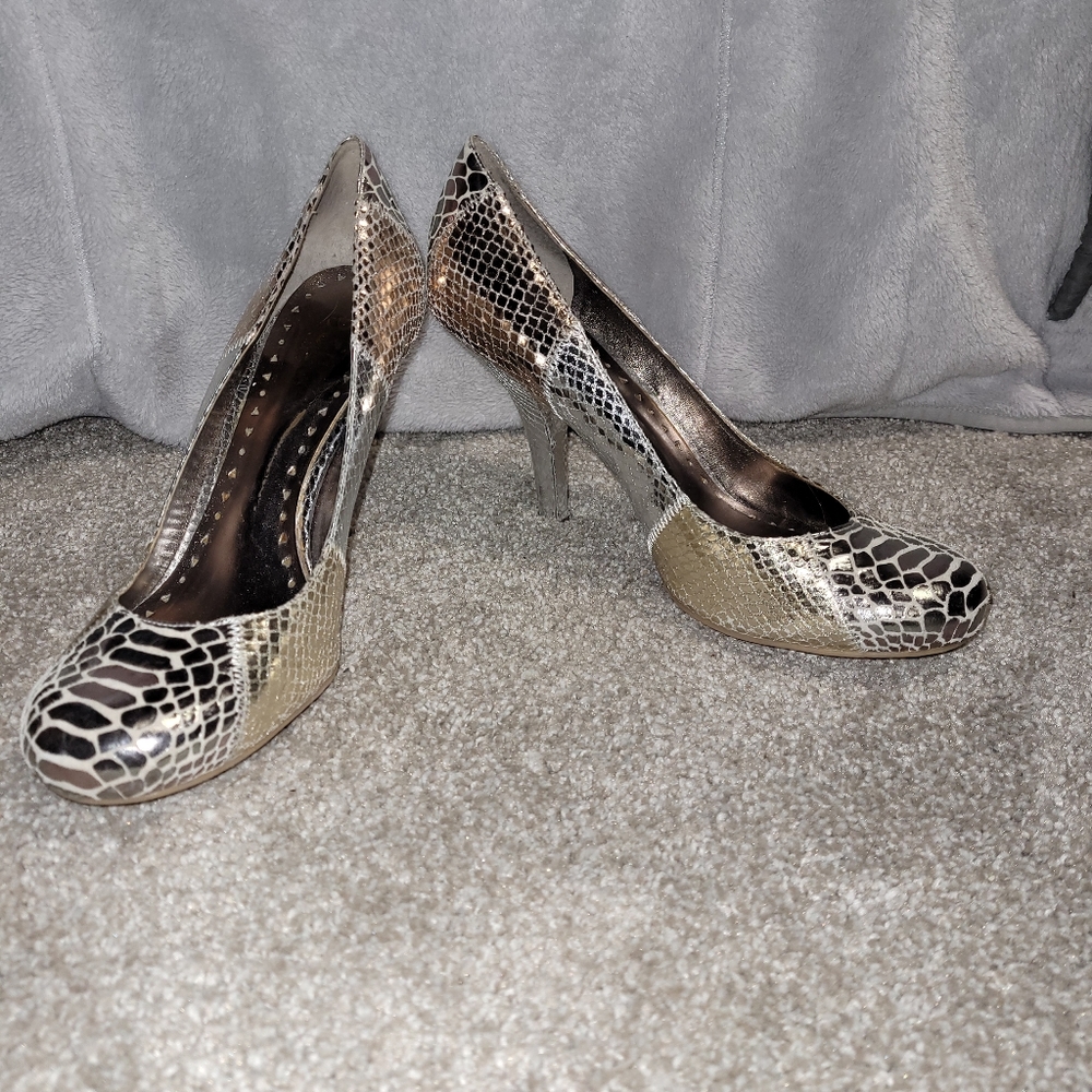 BCBG silver snake skin print heels